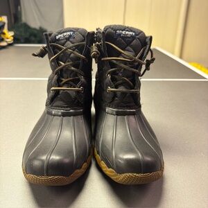 Women's Saltwater Quilted Duck Boot - Size 7.5M - USED